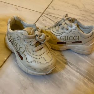 TODDLER RHYTON GUCCI LOGO LEATHER SNEAKER- 21 EU
